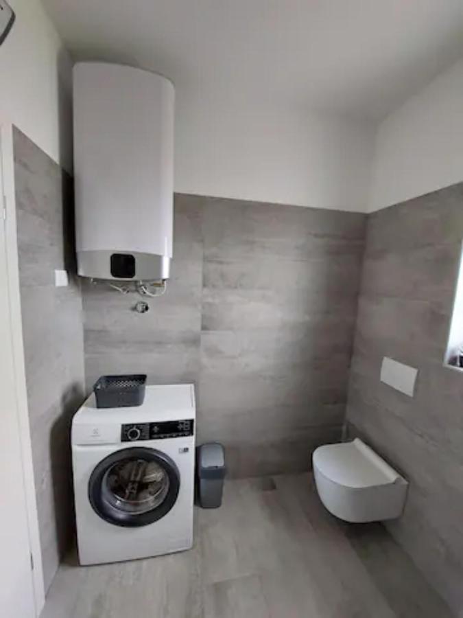 Modern Apartment Ana Premantura Buitenkant foto