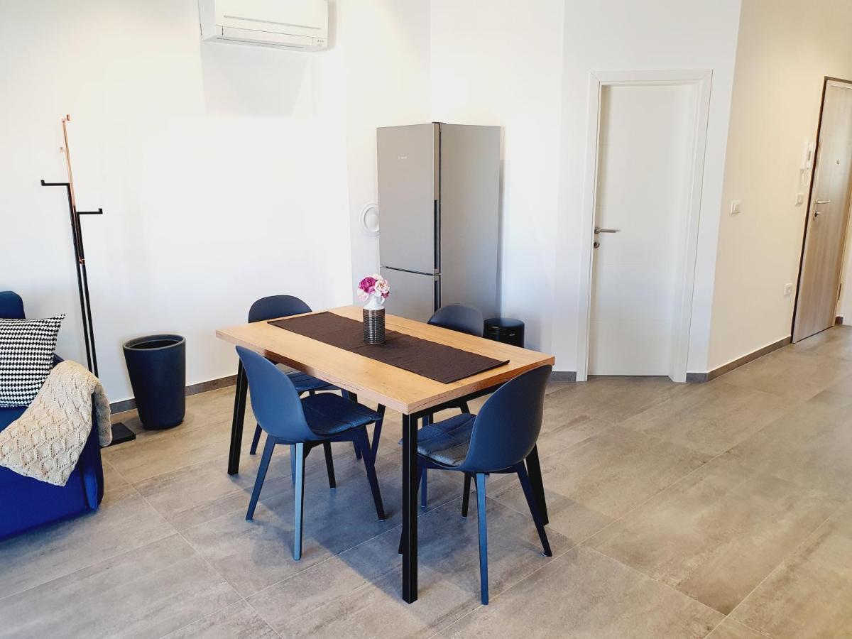Modern Apartment Ana Premantura Buitenkant foto